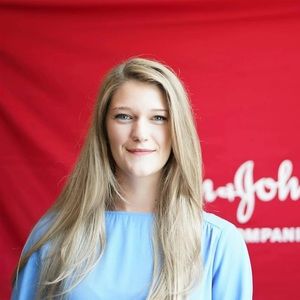 Meet your Posher, Carly